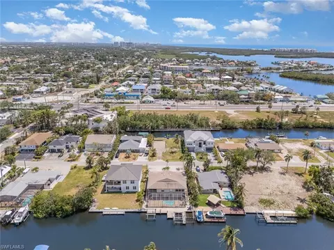 4822-4824 Gary Rd #A & B, Bonita Springs, FL 34134