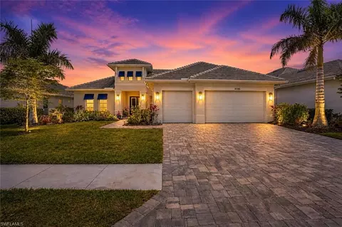 14386 Laguna Springs Ln, Naples, FL 34114