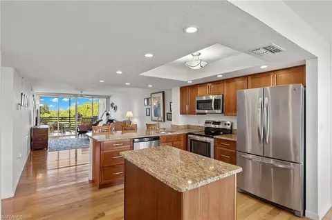 290 Naples Cove Dr #2602, Naples, FL 34110