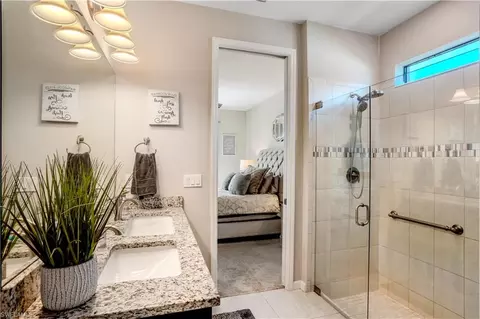 Bath - 2077 Hamlin St, Naples, FL 34120 photo 1 of 3