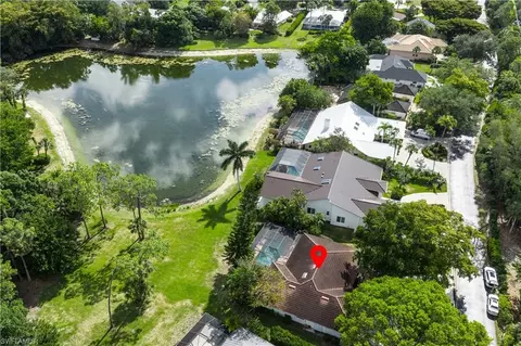View/Area - 560 Bald Eagle Dr #22, Naples, FL 34105 photo 1 of 3