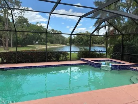 Exterior - 560 Bald Eagle Dr #22, Naples, FL 34105 photo 6 of 10