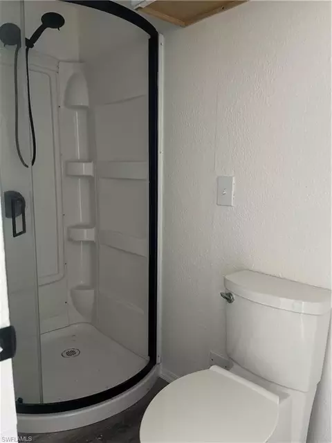 Bath - 777 Walkerbilt Rd #9, Naples, FL 34110 photo 3 of 3