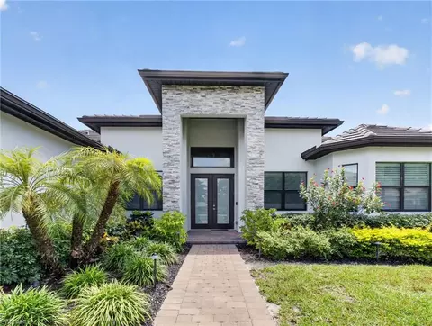 11590 Pin Oak Dr S, Bonita Springs, FL 34135