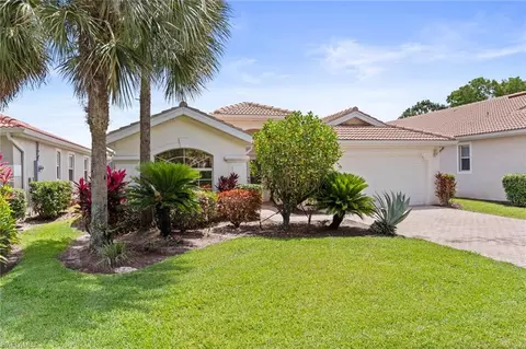 7867 Berkshire Pines Dr, Naples, FL 34104