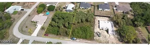 3716 Kessler St, Fort Myers, FL 33905