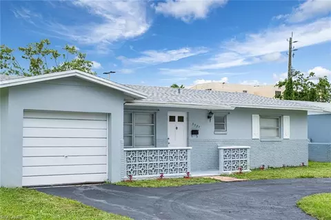 3337 NW Nw 23rd Ct, Lauderdale Lakes, FL 33311