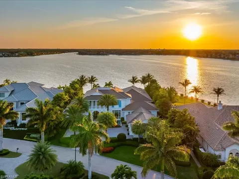 17412 Via Lugano Ct, Miromar Lakes, FL 33913