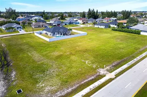 2806 Tropicana Pkwy W, Cape Coral, FL 33993