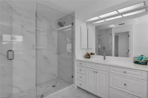 Bath - 178 Torrey Pines Pt, Naples, FL 34113 photo 3 of 3