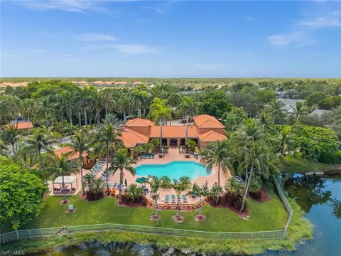 1260 Wildwood Lakes Blvd #204, Naples, FL 34104