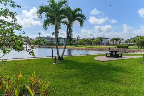 1000 Manatee Rd #A105, Naples, FL 34114