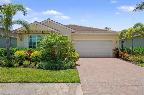 259 Tamarindo Ln, Naples, FL 34114