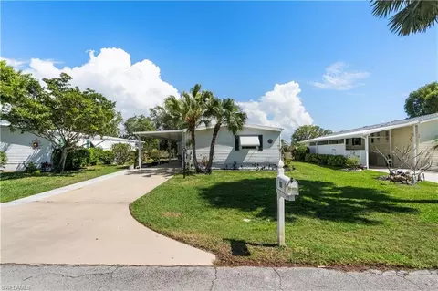 58 Le Mans Dr, Naples, FL 34112