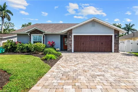 36 5th St, Bonita Springs, FL 34134
