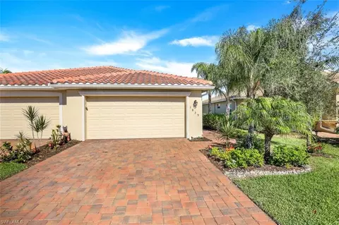 1839 Alameda Dr, Naples, FL 34120