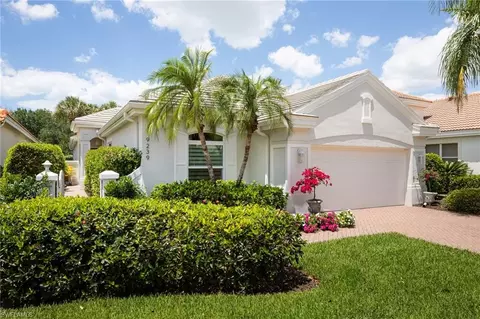 9239 Troon Lakes Dr, Naples, FL 34109