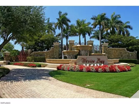 9446 Piacere Way E, Naples, FL 34113
