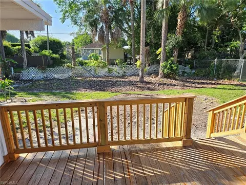 Exterior - 5234 Sholtz St, Naples, FL 34113 photo 6 of 9