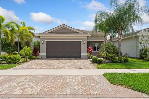 28433 Capraia Dr, Bonita Springs, FL 34135