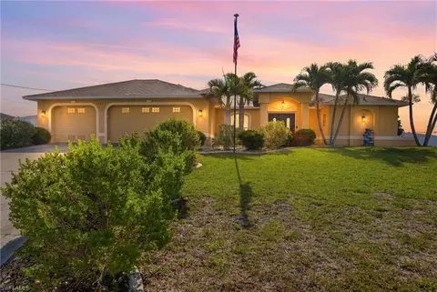 2823 NW Juanita Pl, Cape Coral, FL 33993