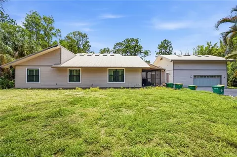 3760 31st Ave SW, Naples, FL 34117