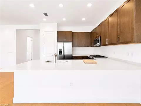 Kitchen - 20408 Estero Crossing Blvd, Estero, FL 33928 photo 2 of 4