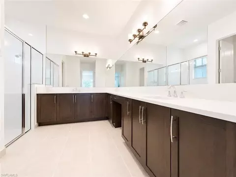 Bath - 20408 Estero Crossing Blvd, Estero, FL 33928 photo 8 of 10