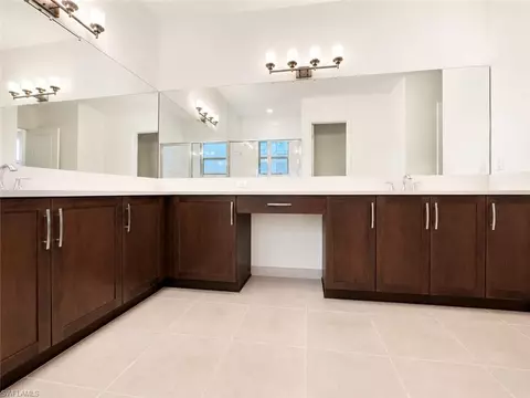 Bath - 20408 Estero Crossing Blvd, Estero, FL 33928 photo 6 of 10