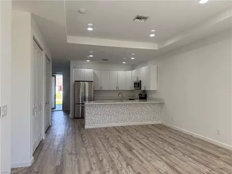 Living - 136-138 Pullman St, Lehigh Acres, FL 33974 photo 2 of 3