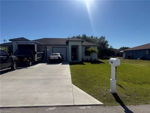 Exterior - 136-138 Pullman St, Lehigh Acres, FL 33974 photo 1 of 4