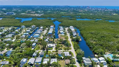 718 Pan Am Ave, Naples, FL 34110 photo 10