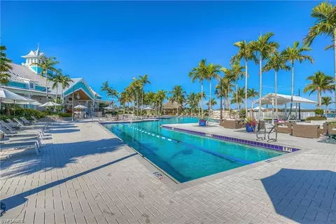 Exterior - 14867 Edgewater Cir, Naples, FL 34114 photo 11 of 12