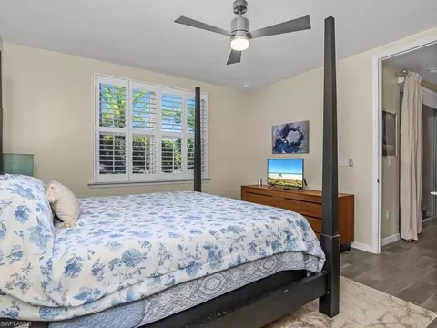 Bedroom - 14867 Edgewater Cir, Naples, FL 34114 photo 2 of 3