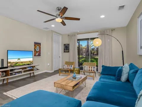 Living - 14867 Edgewater Cir, Naples, FL 34114 photo 2 of 4
