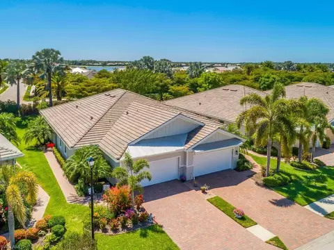 Exterior - 14867 Edgewater Cir, Naples, FL 34114 photo 6 of 12