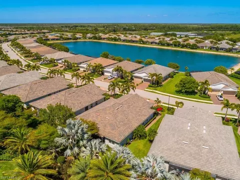 View/Area - 14867 Edgewater Cir, Naples, FL 34114 photo 1 of 8