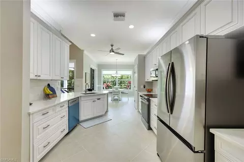 Kitchen - 16221 Parque Ln, Naples, FL 34110 photo 3 of 3