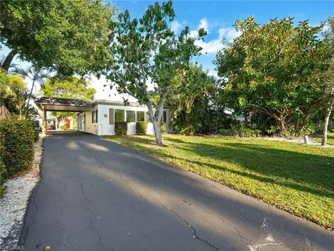 16 Kings Rd #A16, Naples, FL 34112