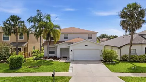 15078 Topsail Ct, Naples, FL 34119