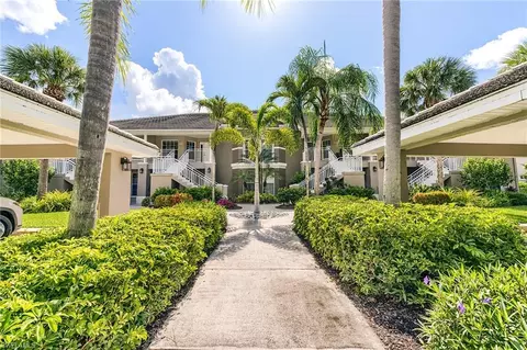 1940 Willow Bend Cir #103, Naples, FL 34109
