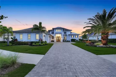 8931 Nevis Way, Naples, FL 34112
