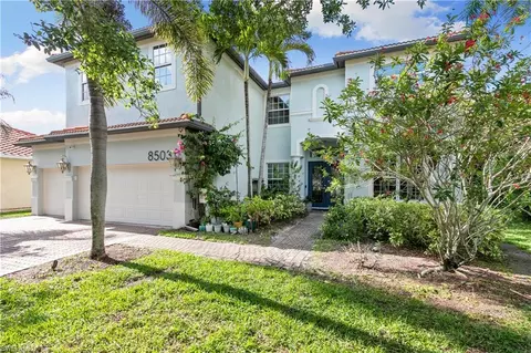 8503 Laurel Lakes Cv, Naples, FL 34119
