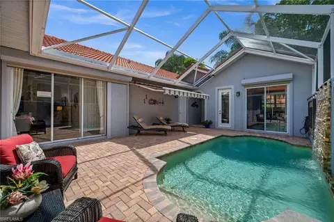 4830 Europa Dr, Naples, FL 34105