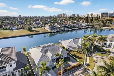 489 Adirondack Ct, Marco Island, FL 34145