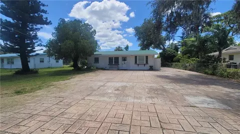 20710 Sandy Ln, Estero, FL 33928 photo 2