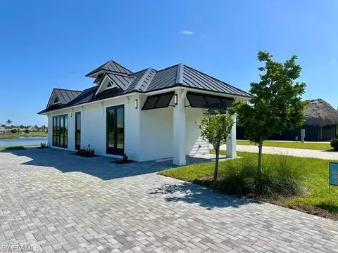 5573 Laguna Caribe Cir, Fort Myers, FL 33905