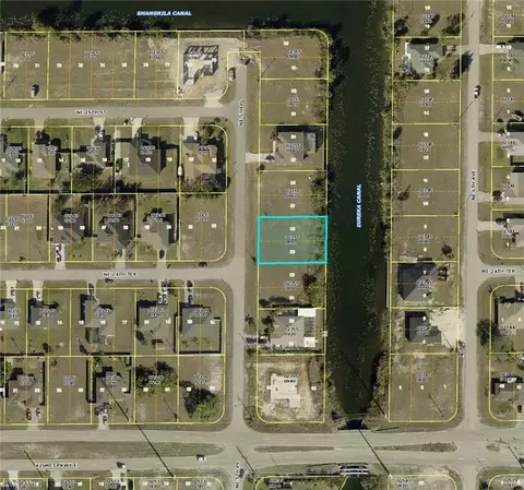 2417 NE 5th Pl, Cape Coral, FL 33909