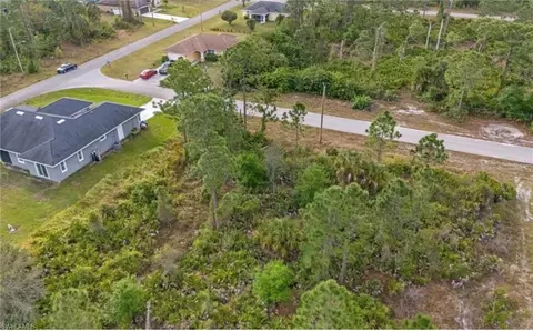 1141 Corry St E, Lehigh Acres, FL 33974 photo 3