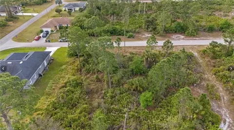 1141 Corry St E, Lehigh Acres, FL 33974 photo 2